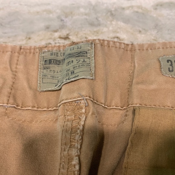 MFG-Co Men's Tan Cargo Shorts, Sz 32, 10"inseam - Picture 6 of 6